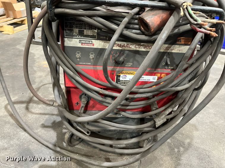 image for item EI0581 Lincoln Idealarc CV-300  welder