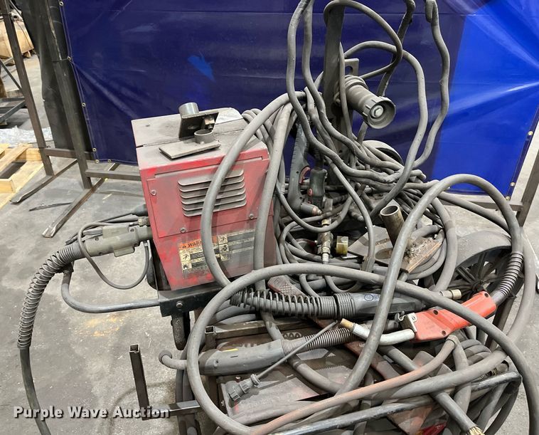 image for item EI0581 Lincoln Idealarc CV-300  welder