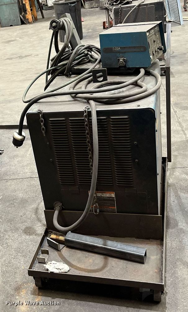 image for item EI0582 Miller CP-302  welder