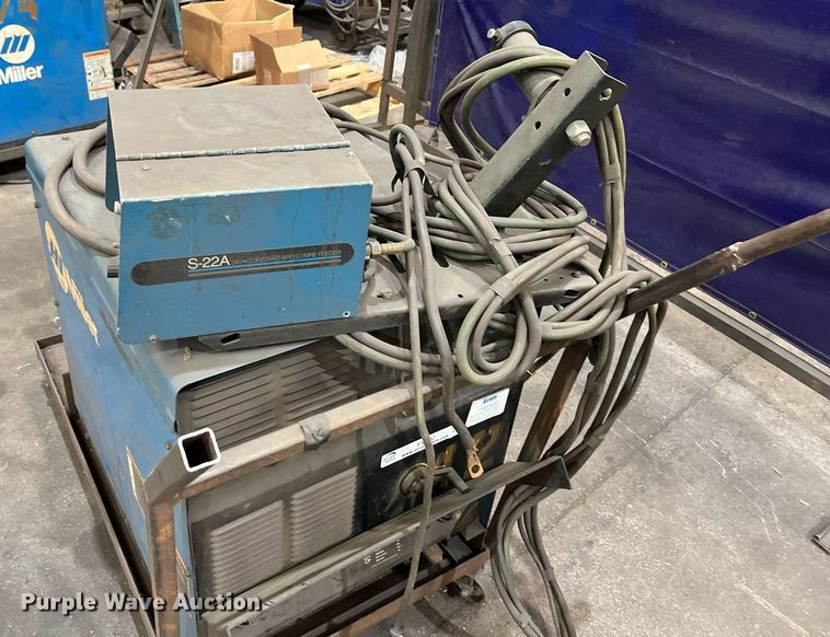 image for item EI0582 Miller CP-302  welder