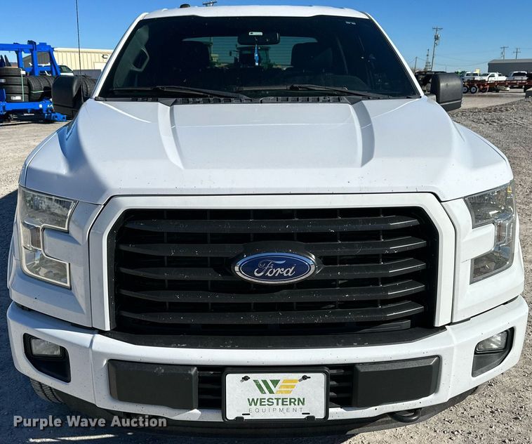 image for item IB9300 2016 Ford F150  SuperCrew pickup truck