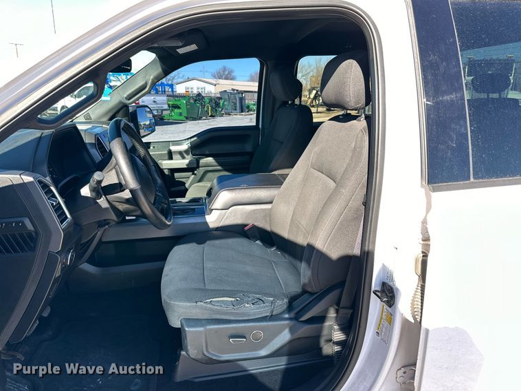 image for item IB9300 2016 Ford F150  SuperCrew pickup truck