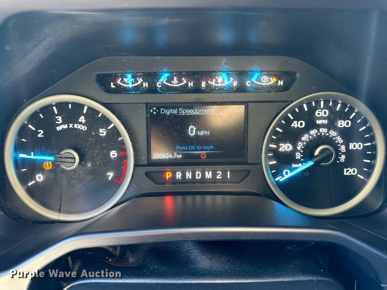 image for item IB9300 2016 Ford F150  SuperCrew pickup truck