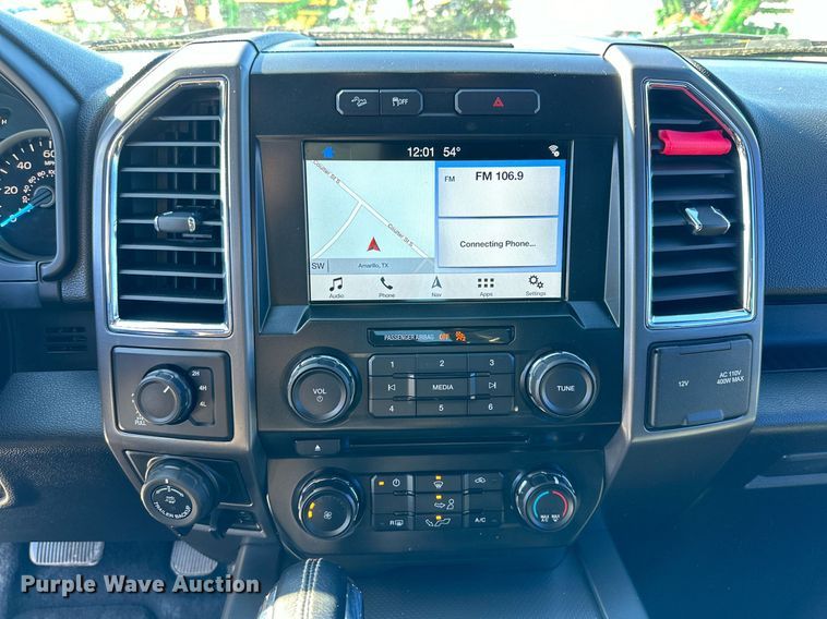 image for item IB9300 2016 Ford F150  SuperCrew pickup truck