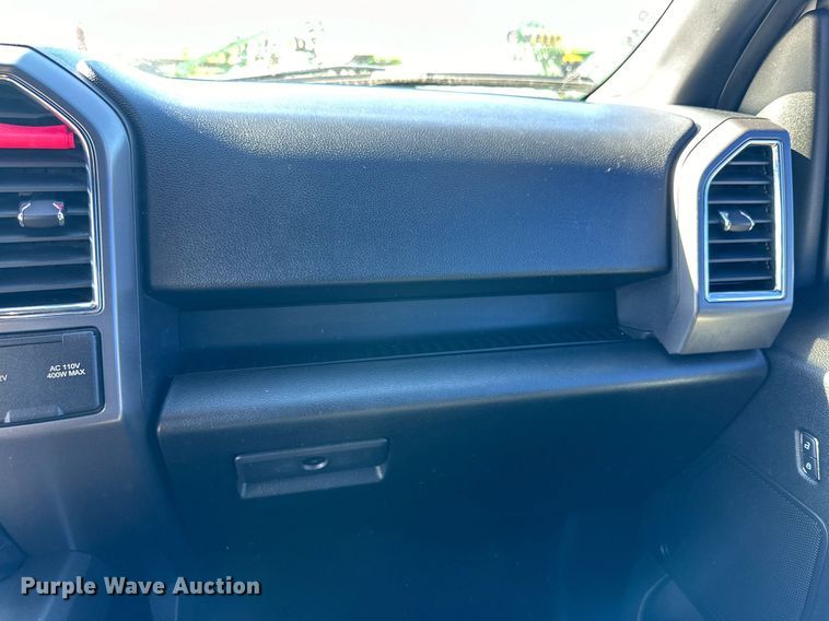 image for item IB9300 2016 Ford F150  SuperCrew pickup truck