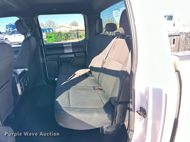 image for item IB9300 2016 Ford F150  SuperCrew pickup truck