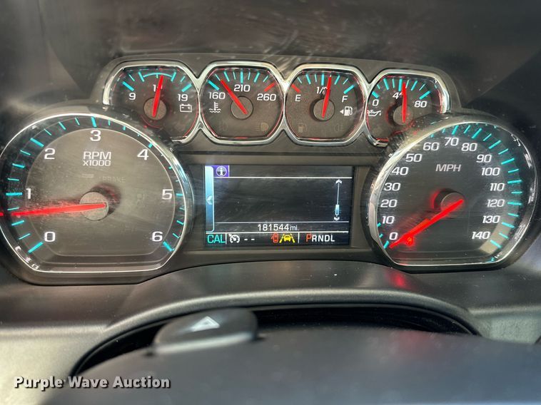 image for item IB9301 2017 Chevrolet Silverado 1500  Crew Cab pickup truck