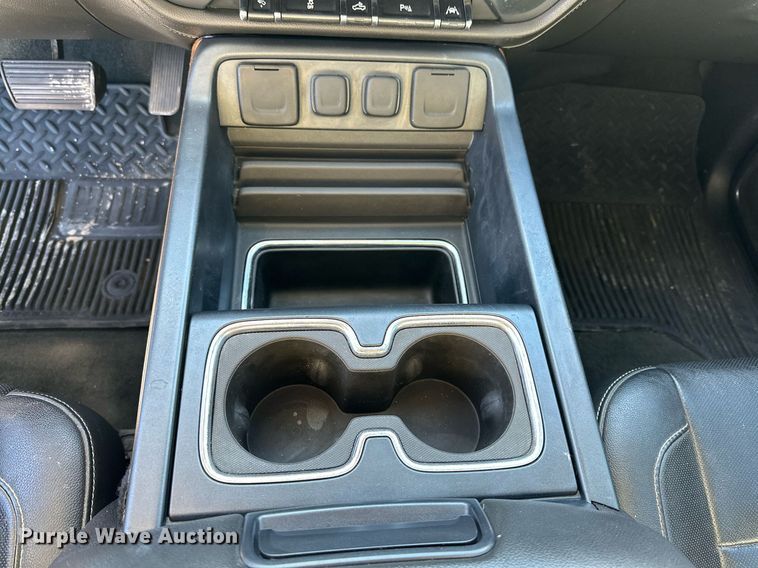 image for item IB9301 2017 Chevrolet Silverado 1500  Crew Cab pickup truck