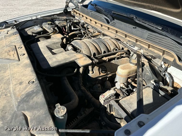 image for item IB9301 2017 Chevrolet Silverado 1500  Crew Cab pickup truck