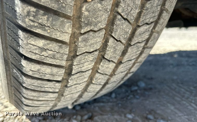 image for item IB9301 2017 Chevrolet Silverado 1500  Crew Cab pickup truck