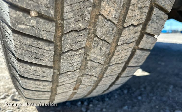 image for item IB9301 2017 Chevrolet Silverado 1500  Crew Cab pickup truck