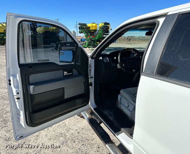 image for item IB9302 2014 Ford F150  SuperCrew pickup truck