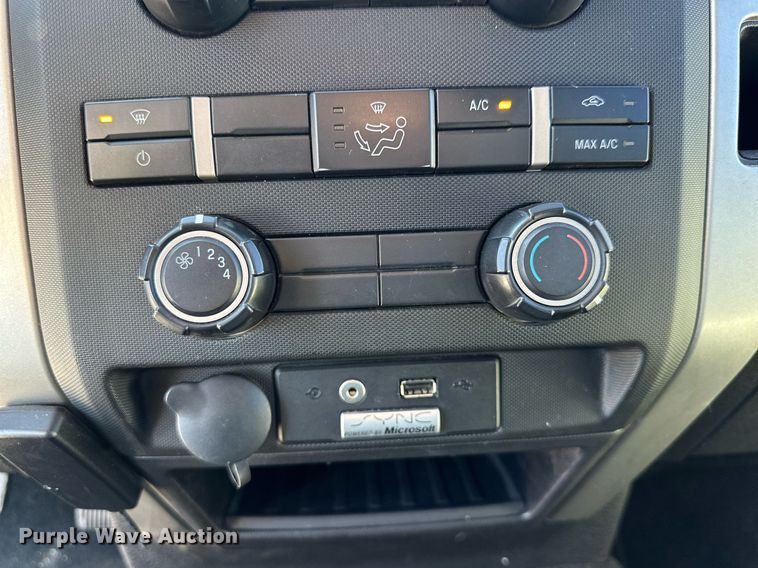 image for item IB9302 2014 Ford F150  SuperCrew pickup truck