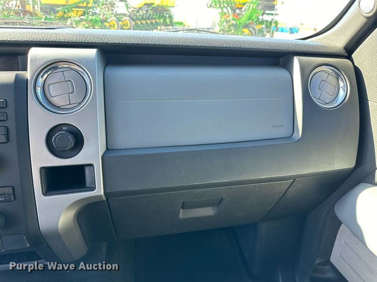 image for item IB9302 2014 Ford F150  SuperCrew pickup truck