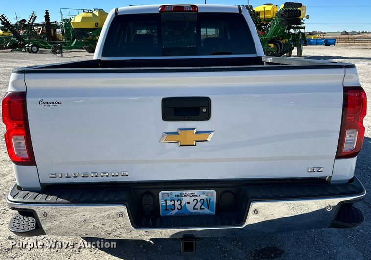 image for item IB9303 2016 Chevrolet Silverado 1500  Crew Cab pickup truck