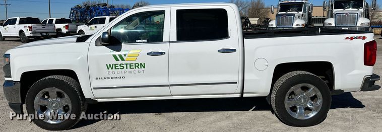 image for item IB9303 2016 Chevrolet Silverado 1500  Crew Cab pickup truck