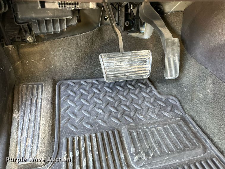 image for item IB9303 2016 Chevrolet Silverado 1500  Crew Cab pickup truck