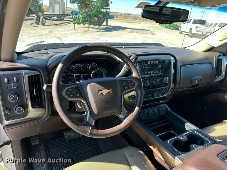 image for item IB9303 2016 Chevrolet Silverado 1500  Crew Cab pickup truck