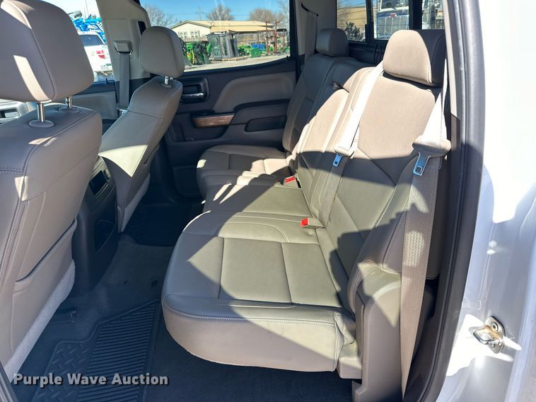 image for item IB9303 2016 Chevrolet Silverado 1500  Crew Cab pickup truck