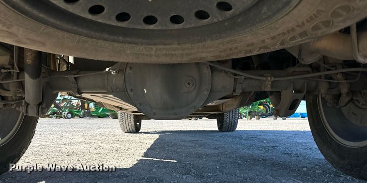 image for item IB9303 2016 Chevrolet Silverado 1500  Crew Cab pickup truck