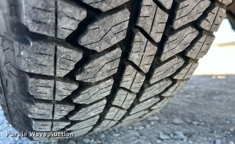 image for item IB9303 2016 Chevrolet Silverado 1500  Crew Cab pickup truck