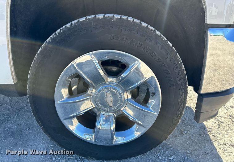 image for item IB9303 2016 Chevrolet Silverado 1500  Crew Cab pickup truck