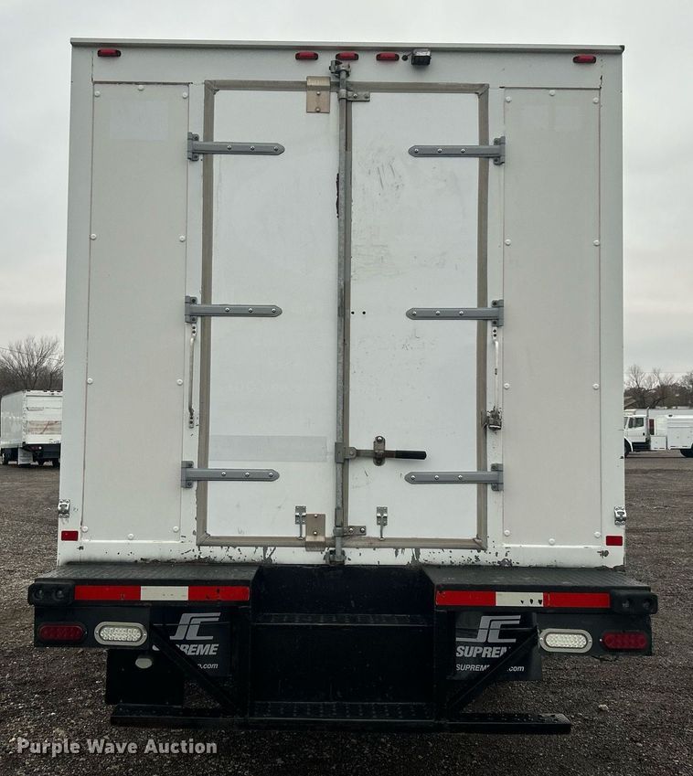 image for item KH9688 2016 Ford F650  box truck