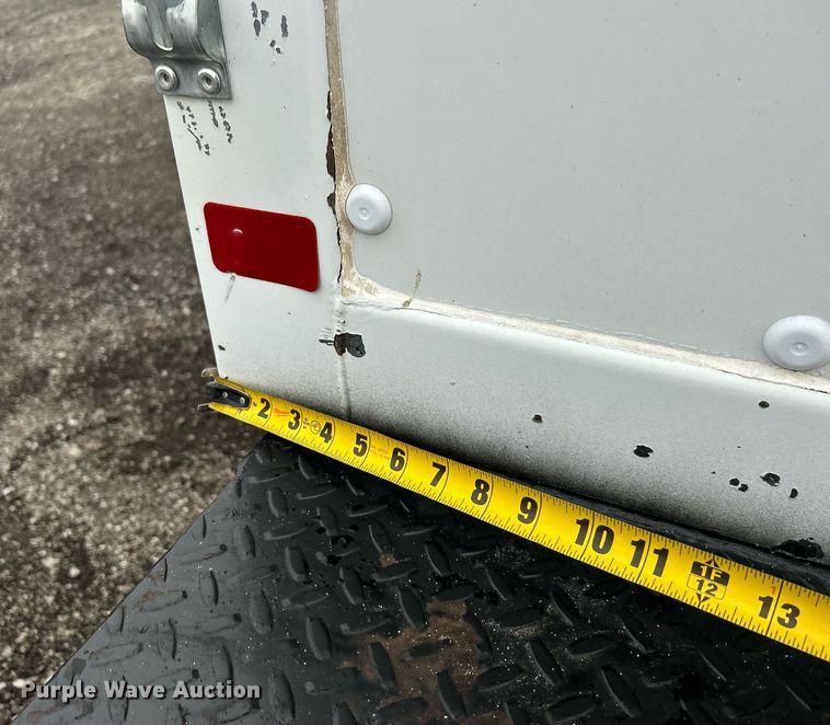 image for item KH9688 2016 Ford F650  box truck