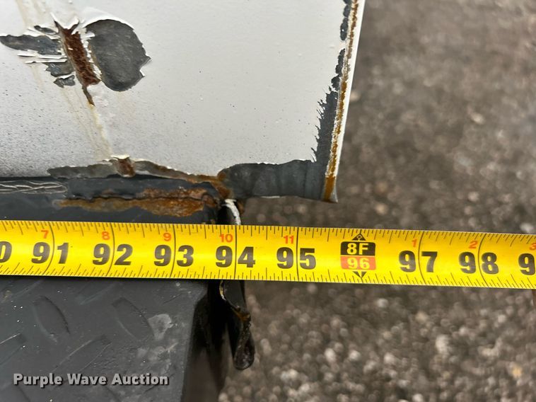 image for item KH9688 2016 Ford F650  box truck