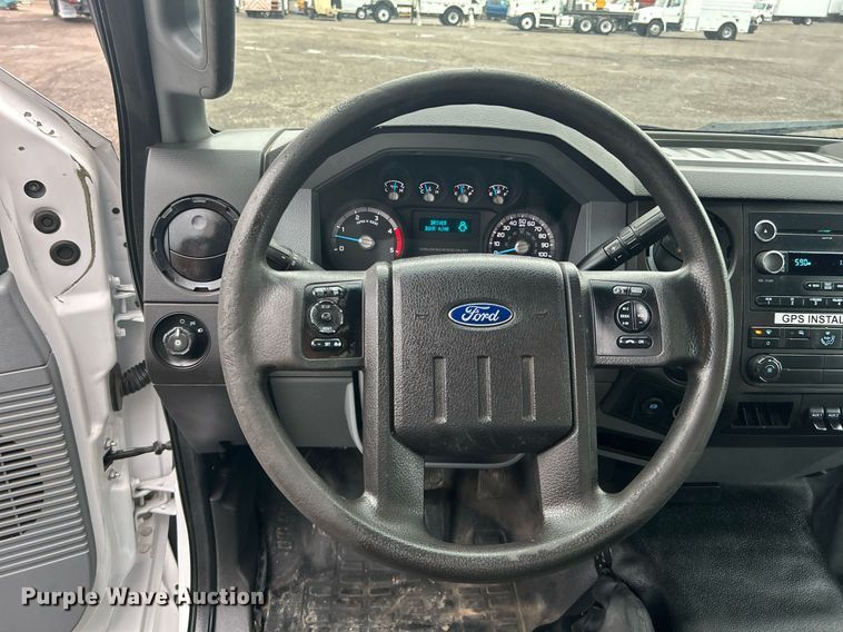 image for item KH9688 2016 Ford F650  box truck