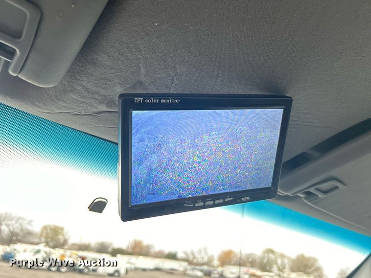 image for item KH9688 2016 Ford F650  box truck