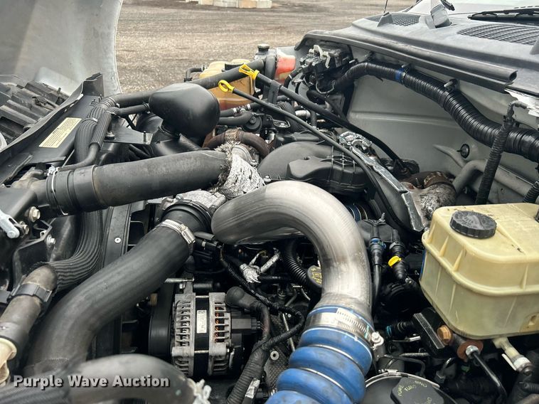 image for item KH9688 2016 Ford F650  box truck