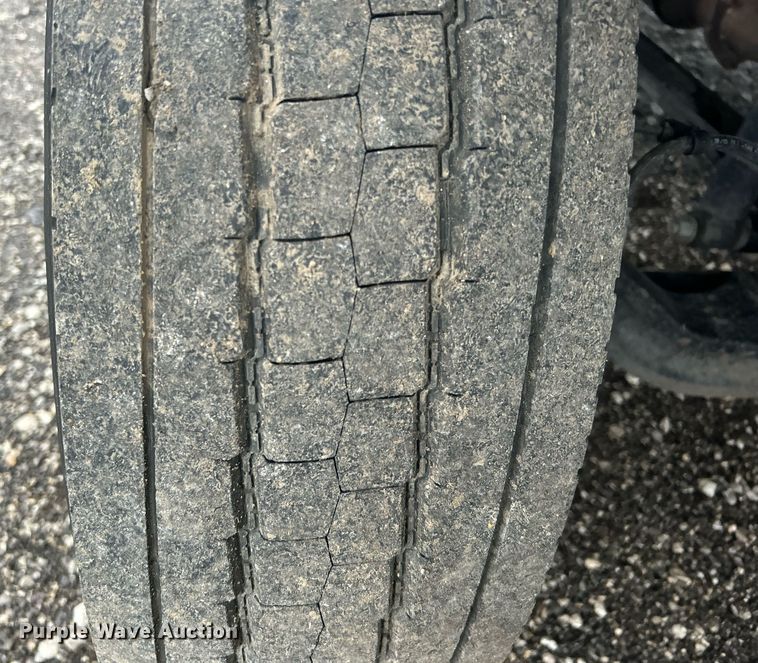 image for item KH9688 2016 Ford F650  box truck