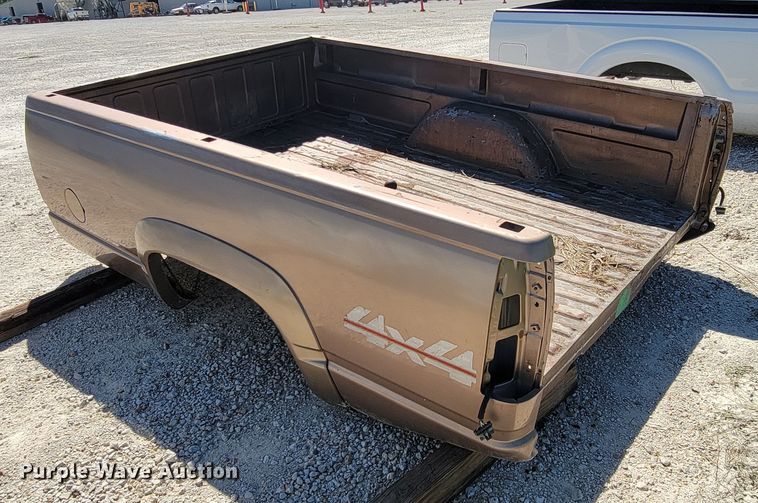 image for item KT9246 (2) truck beds
