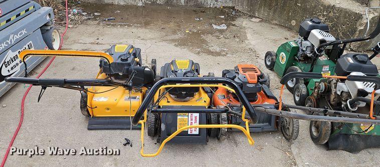 image for item LB9683 Push lawn mowers