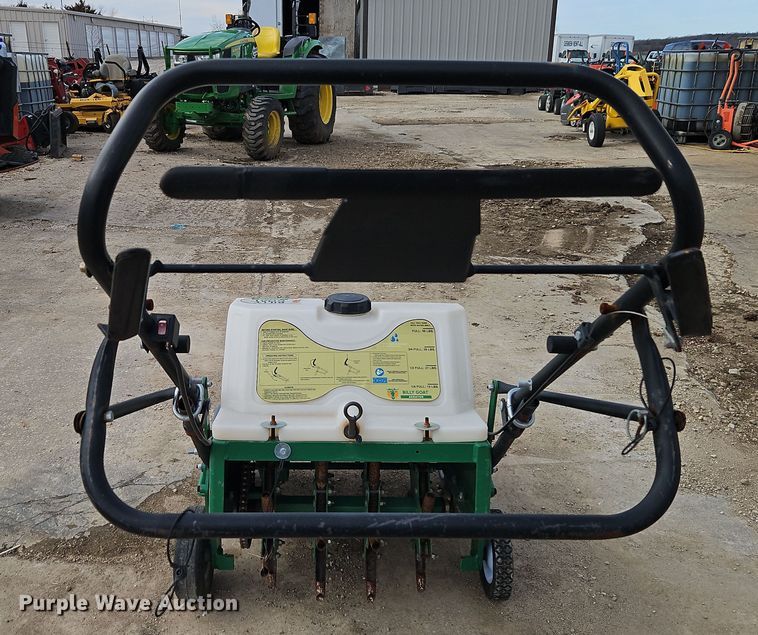 image for item LB9692 Billy Goat AE400H  aerator