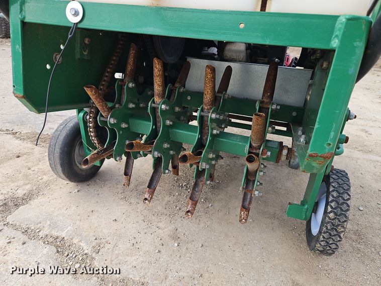 image for item LB9692 Billy Goat AE400H  aerator