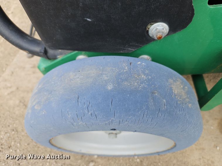 image for item LB9692 Billy Goat AE400H  aerator