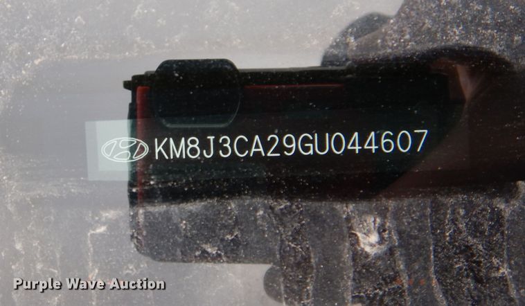 image for item LC9403 2016 Hyundai Tucson  SUV