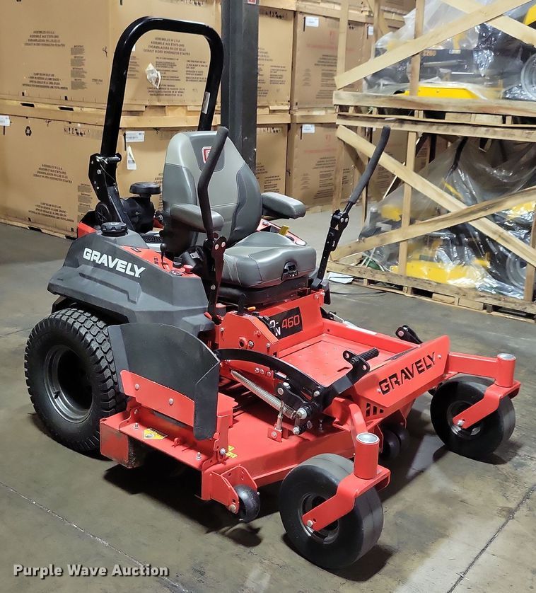 image for item LC9480 2020 Gravely Pro-Turn 460  ZTR lawn mower