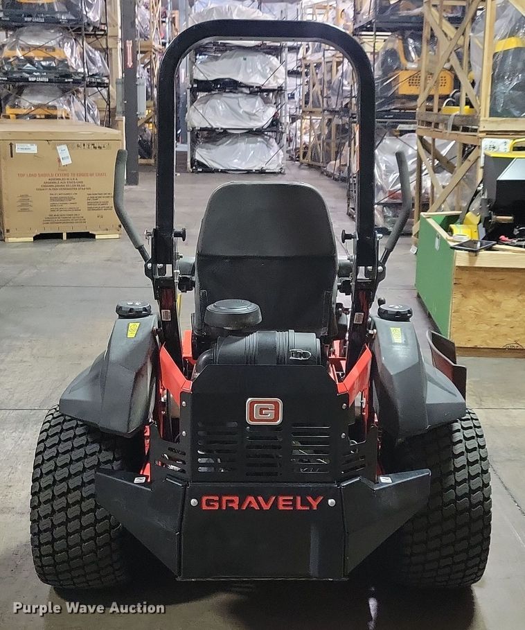 image for item LC9480 2020 Gravely Pro-Turn 460  ZTR lawn mower