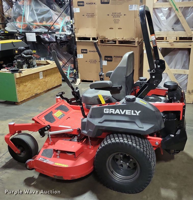 image for item LC9480 2020 Gravely Pro-Turn 460  ZTR lawn mower