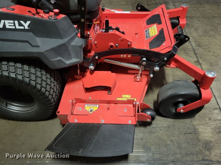 image for item LC9480 2020 Gravely Pro-Turn 460  ZTR lawn mower