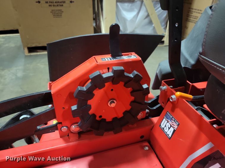 image for item LC9480 2020 Gravely Pro-Turn 460  ZTR lawn mower