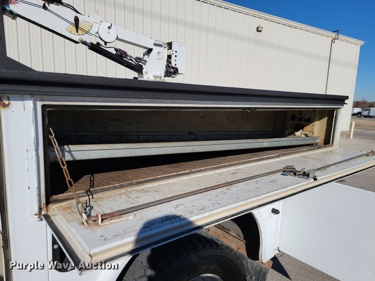 image for item LD9095 2011 Ford F550 Crew Cab utility / service truck