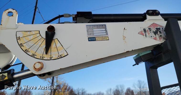 image for item LD9095 2011 Ford F550 Crew Cab utility / service truck