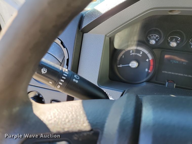 image for item LD9095 2011 Ford F550 Crew Cab utility / service truck