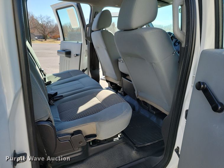 image for item LD9095 2011 Ford F550 Crew Cab utility / service truck