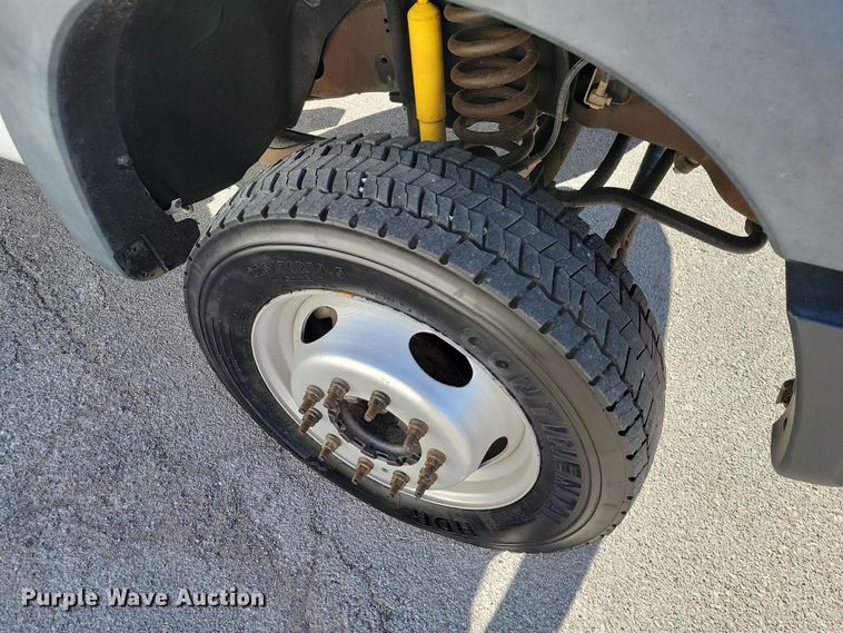 image for item LD9095 2011 Ford F550 Crew Cab utility / service truck