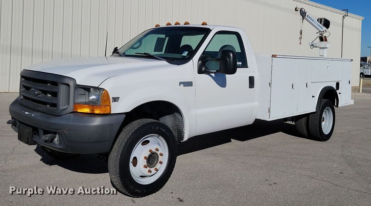 image for item LD9096 1999 Ford F450 Super Duty utility / service truck